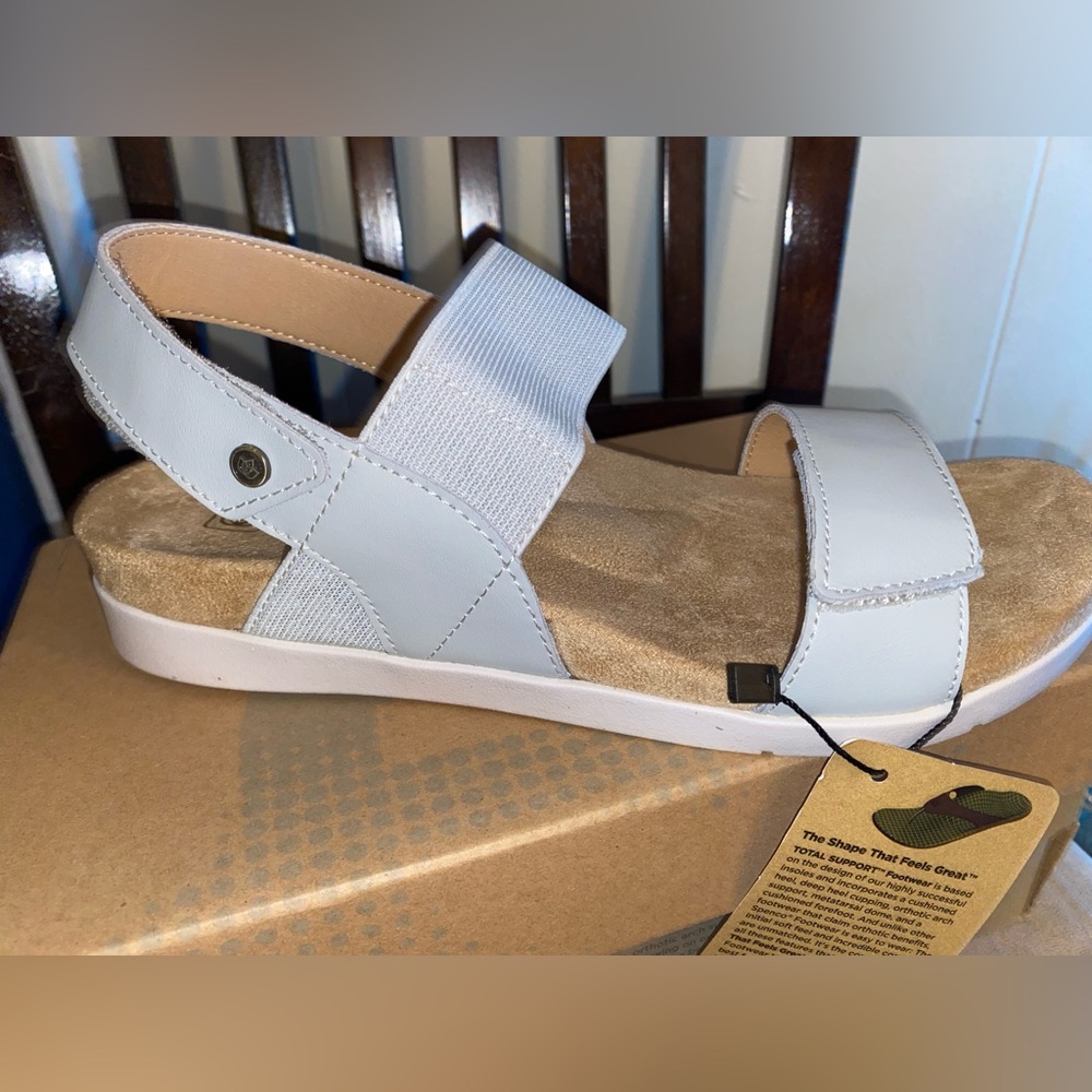 Silver Velcro Strap Spenco Sandals NWT